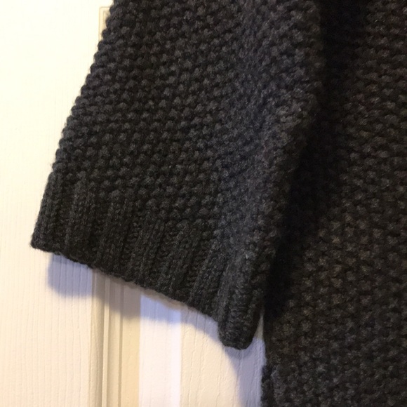 Sweater - Picture 3 of 7